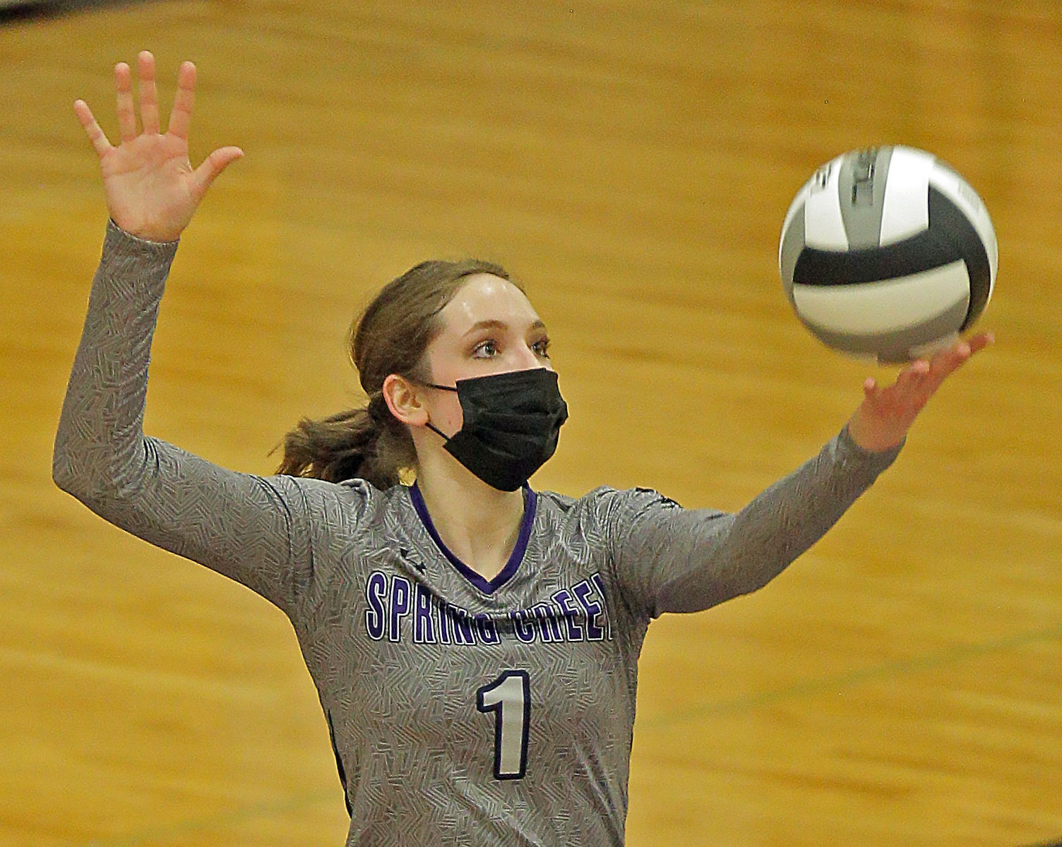Fallon at Spring Creek Volleyball 23.jpg